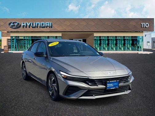 Fluid Metal 2025 Hyundai ELANTRA HEV SEL Sport