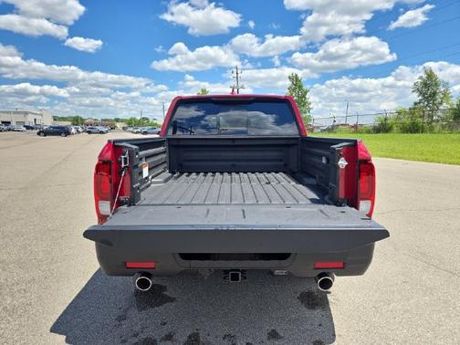Radiant Red Metallic II 2026 Honda Ridgeline RTL