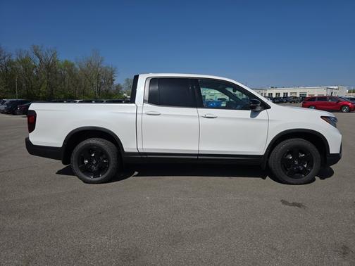 2025 Honda Ridgeline Black Edition