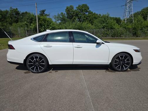 2024 Honda Accord Hybrid Touring