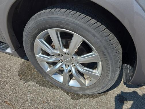 2014 INFINITI QX80 Base
