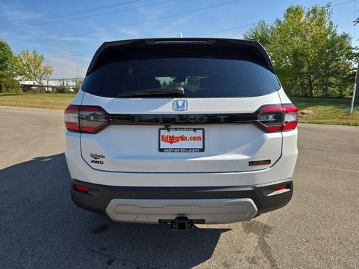 2025 Honda Pilot TrailSport