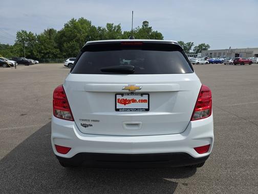 2022 Chevrolet Trax LS