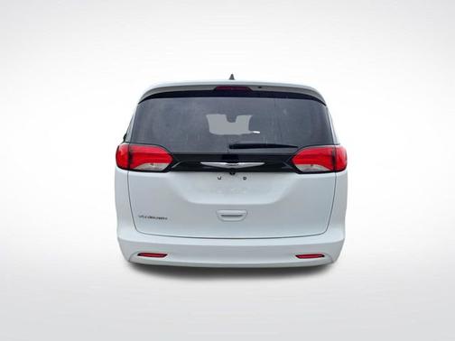 Bright White Clearcoat 2023 Chrysler Voyager LX
