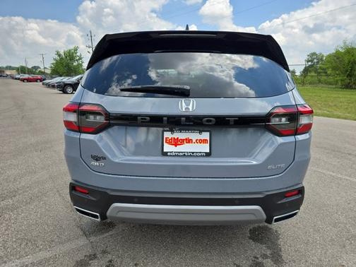 2025 Honda Pilot Elite