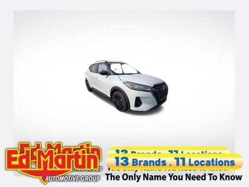 2023 Nissan Kicks SR