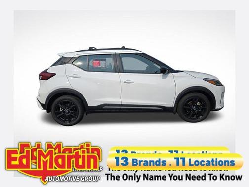 2023 Nissan Kicks SR