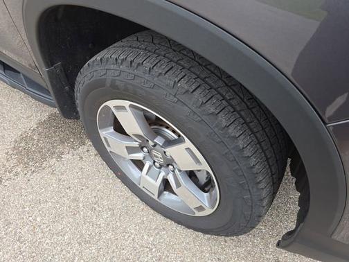 Gray 2025 Honda Ridgeline RTL