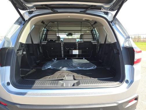 Silver Metallic 2026 Honda Pilot Touring