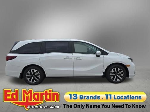 Platinum White Pearl 2026 Honda Odyssey EX-L