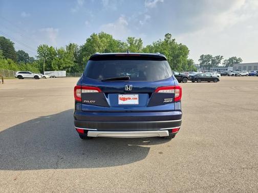 Blue 2020 Honda Pilot Touring 7-Passenger