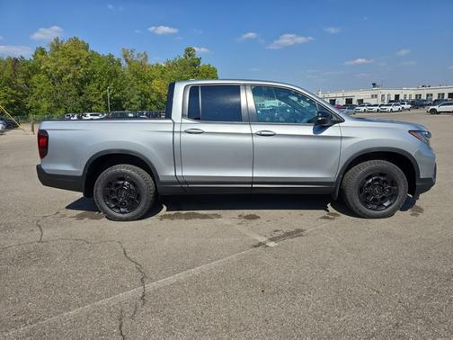 2025 Honda Ridgeline TrailSport+