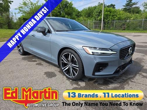 2022 Volvo S60 Recharge Plug-In Hybrid R-Design