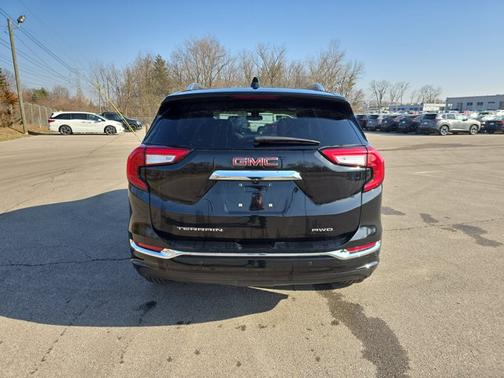 2023 GMC Terrain Denali