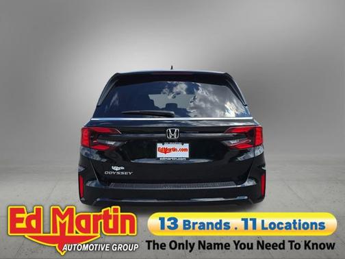 Crystal Black Pearl 2026 Honda Odyssey EX-L