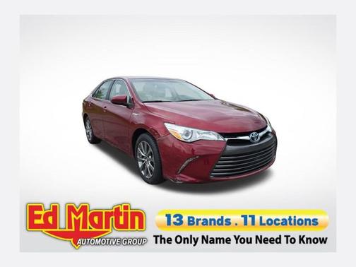 Pearl 2015 Toyota Camry Hybrid XLE