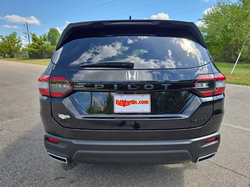 2025 Honda Pilot Sport