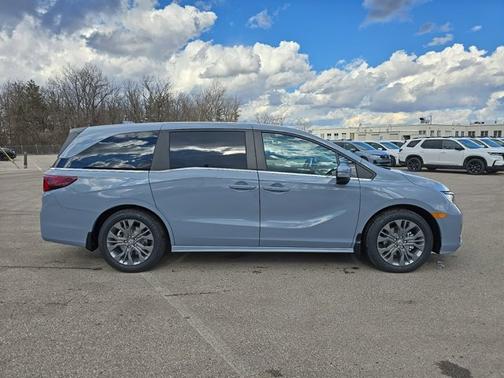 2025 Honda Odyssey Touring
