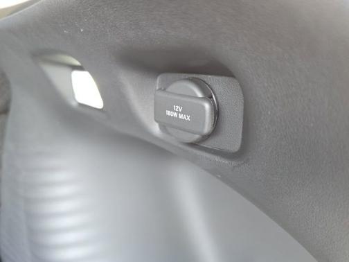 Platinum White Pearl 2026 Honda HR-V EX-L