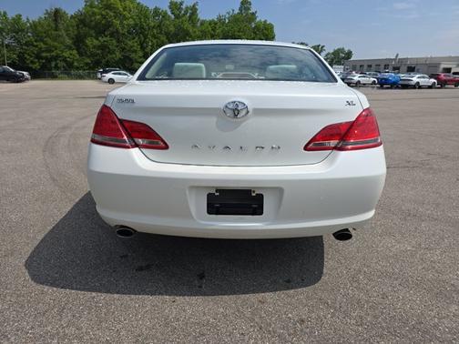 2007 Toyota Avalon XL