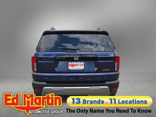 Obsidian 2026 Honda Passport TrailSport