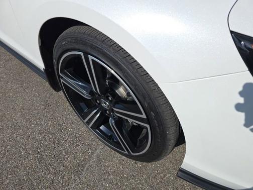 Platinum 2025 Honda Accord Hybrid Sport