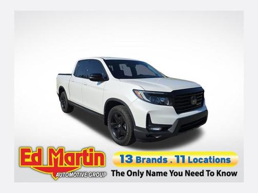 White 2023 Honda Ridgeline Black Edition