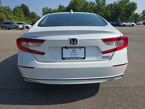 2022 Honda Accord Hybrid Touring