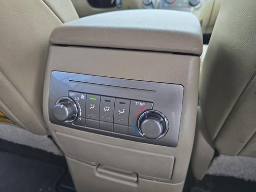 2013 Toyota Highlander SE