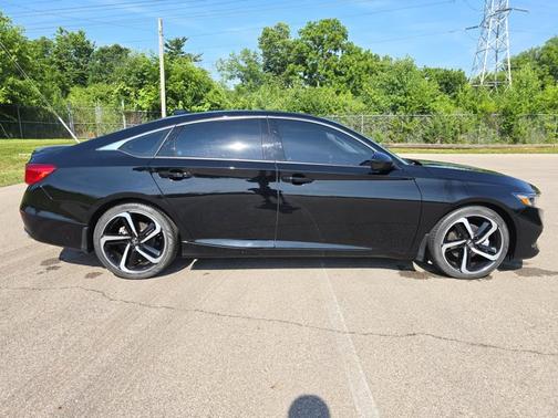 2022 Honda Accord Sport SE