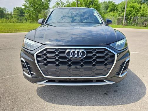 2024 Audi Q5 S line Premium Plus