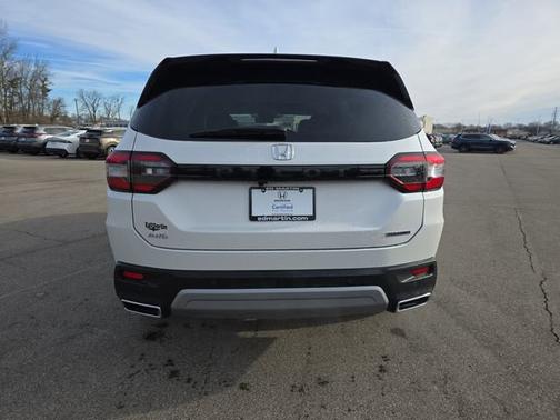 2025 Honda Pilot Touring