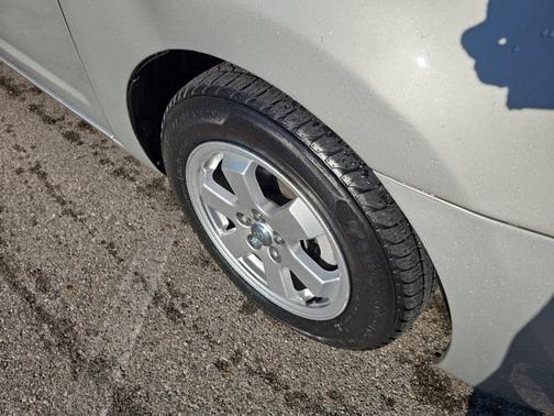 2005 Toyota Prius Base
