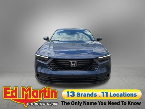 Still Night Pearl 2026 Honda Accord SE