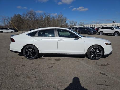 2025 Honda Accord Hybrid Sport