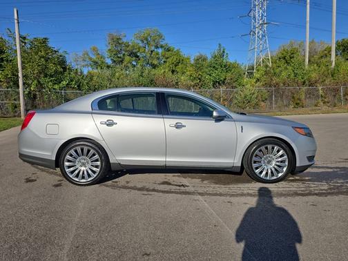 2014 Lincoln MKS Base