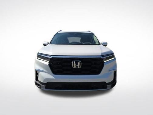 White 2025 Honda Pilot Elite