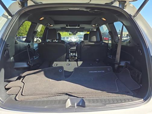 2022 Honda Pilot Black Edition
