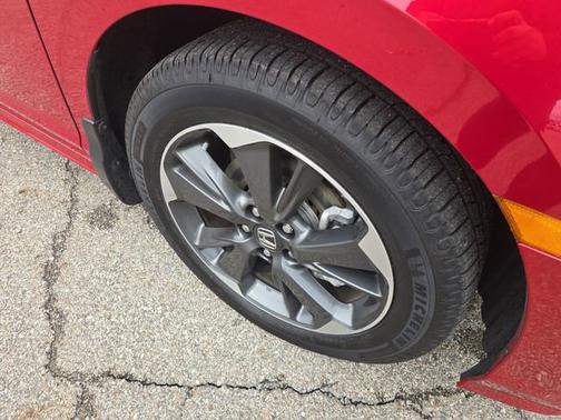 Radiant Red 2024 Honda Odyssey Elite