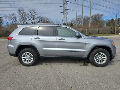 2020 Jeep Grand Cherokee Laredo E