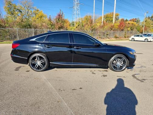 2022 Honda Accord Touring