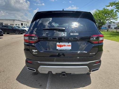2025 Honda Pilot Elite