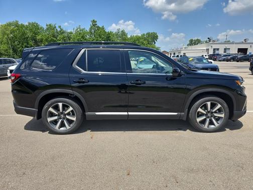 2025 Honda Pilot Elite