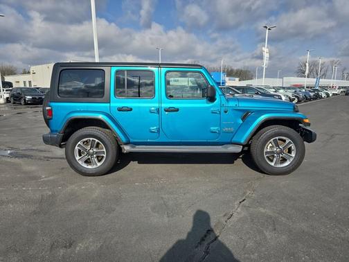 2020 Jeep Wrangler Unlimited Sahara