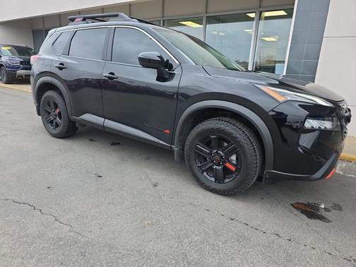 2025 Nissan Rogue Rock Creek