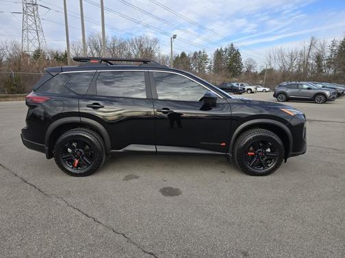 2025 Nissan Rogue Rock Creek