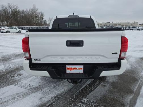 2017 Toyota Tacoma SR