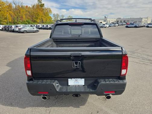 2022 Honda Ridgeline Black Edition