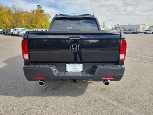 2022 Honda Ridgeline Black Edition
