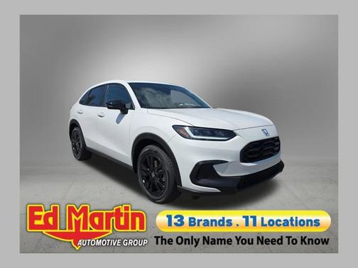 Platinum White Pearl 2026 Honda HR-V Sport